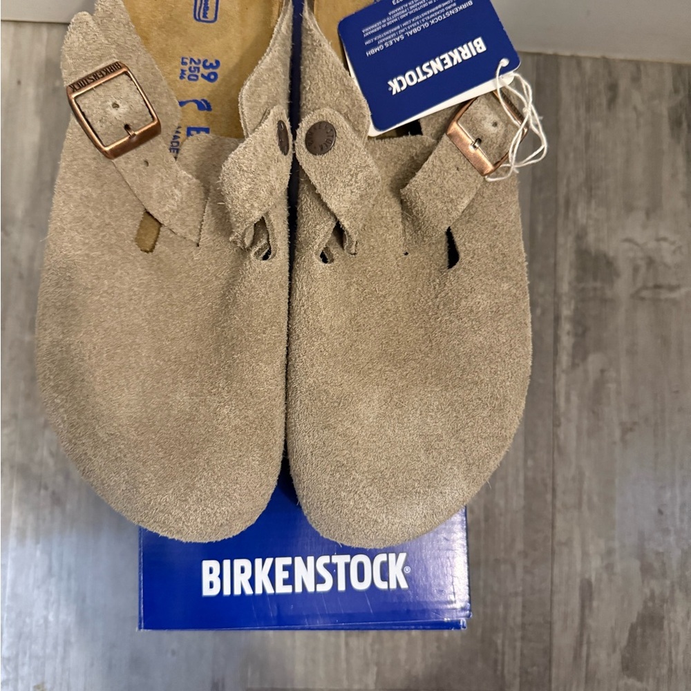 Birkenstock Boston Suede Clogs in Beige size 8 women’s